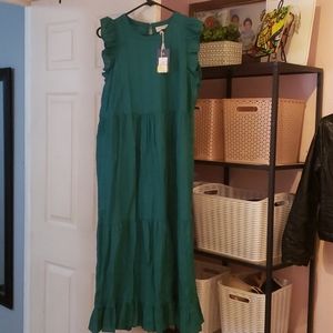Green maxi dress